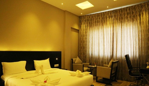 Deluxe Room, 1 King Bed