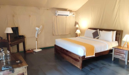 Swiss Premium Tented AC Room