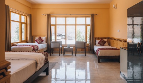 Luxury Triple Room