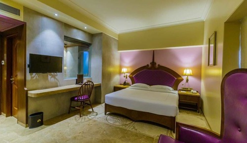 Premium Room