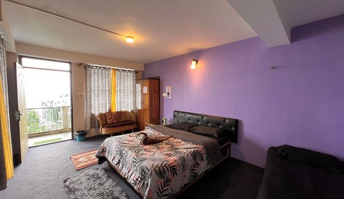 Basic Triple Room, Balcony, Mountain View