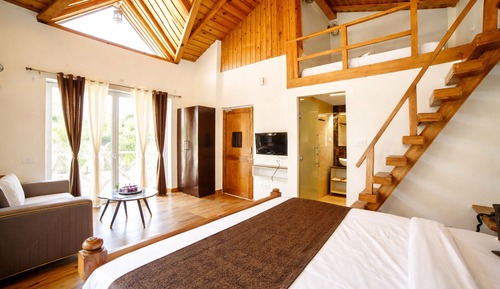 Luxury Quadruple Room, Balcony, Valley View