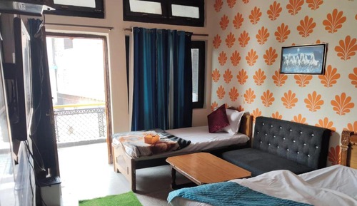 Triple Room