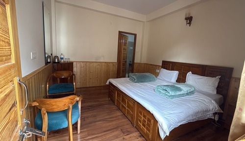 Deluxe Room, Balcony, Mountain View