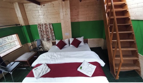 Swiss Cottage With Star Gazing Room