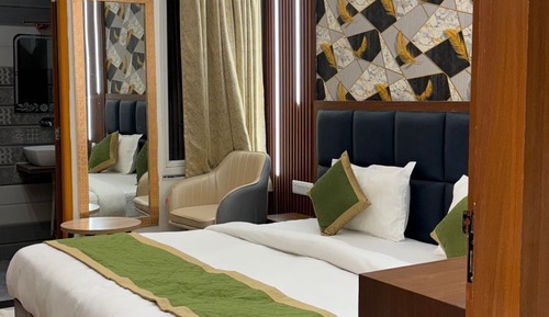 Super Deluxe Room
