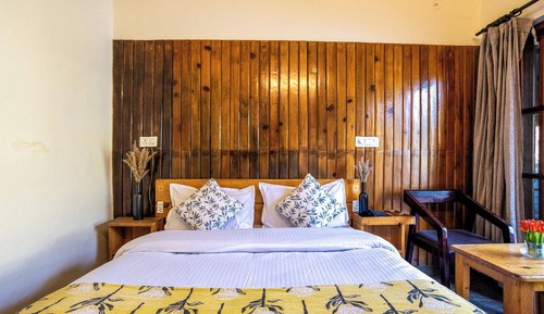 Standard Double Room, Lake View