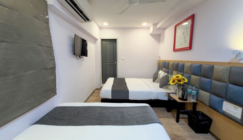Deluxe Quadruple Room