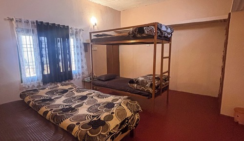 Family Quadruple Room, Patio, Mountain View