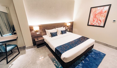 Deluxe Double Room, City View, Ground Floor