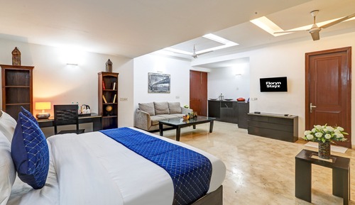Superior Suite, City View