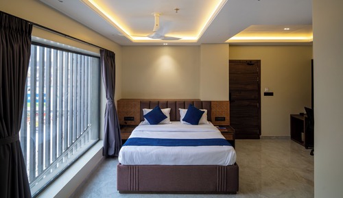 Club Suite Room