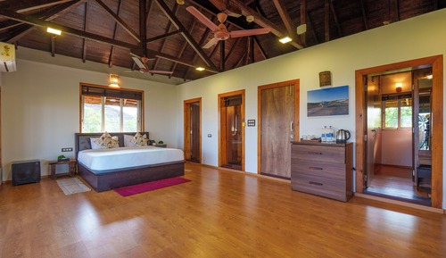 Villa (Golf | First Floor)