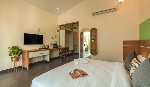 Deluxe Double Room, River View