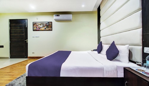 Super Deluxe Room