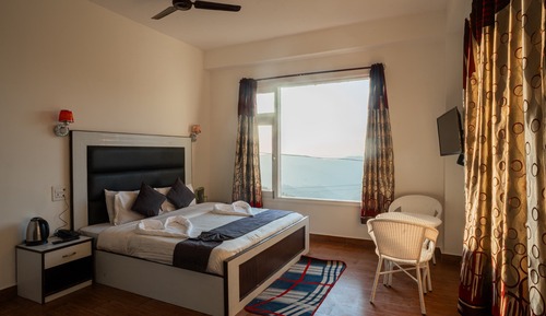 Luxury Double Room, City View