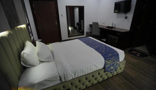 Deluxe Single Room