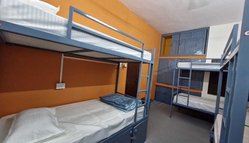 Premier Shared Dormitory