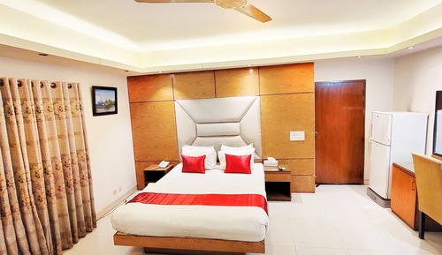 Standard Double Room, 1 Queen Bed, Smoking, City View
