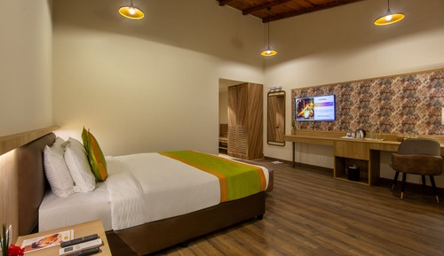 Valley View Super Premier Room With Sit-Out