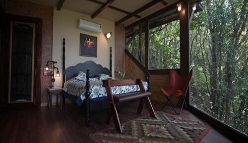Cocoon Machan with Private Pool