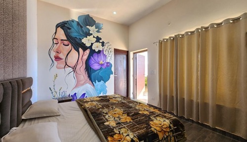 Deluxe Room, Balcony, Mountain View