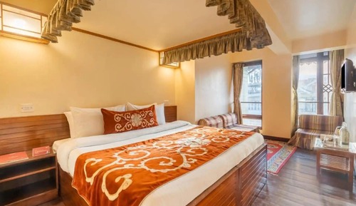 City Suite, City View