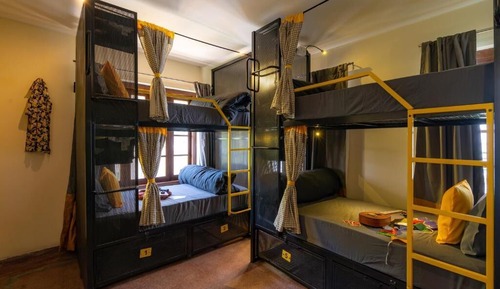 Bed in 6 Bed Mixed Dormitory x B Block