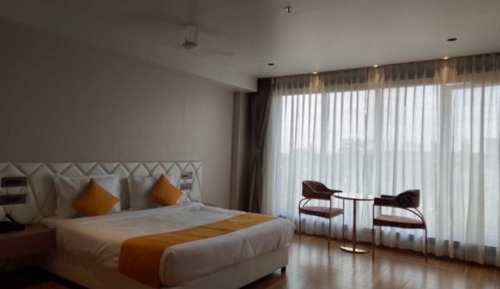 Deluxe Double or Twin Room, City View