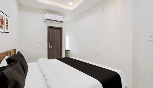 Classic Double Room, City View