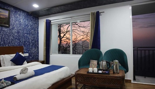 Premium Quadruple Room