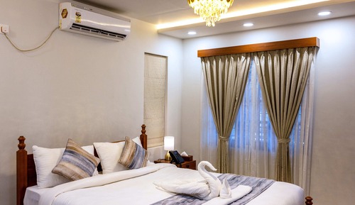 Deluxe Suite, Balcony, Sea View