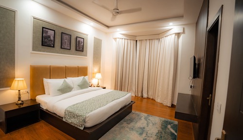 Country View Room