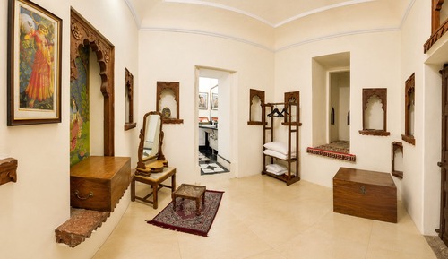 Heritage Royal Suite
