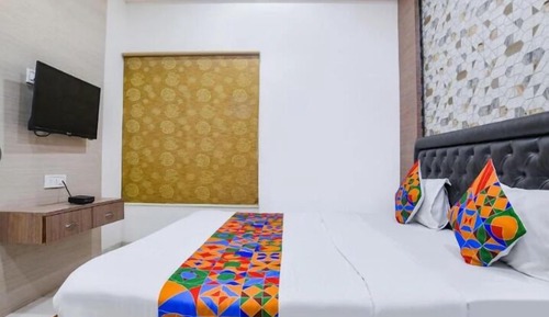 Superior Room, City View