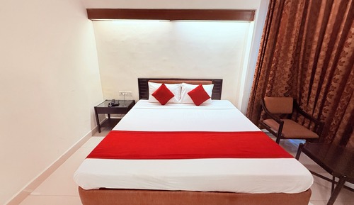 Deluxe Room, City View