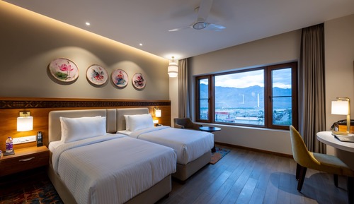 Premier Room