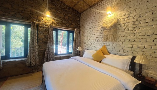 HIMALAYAN VIEW FAMILY SUITE