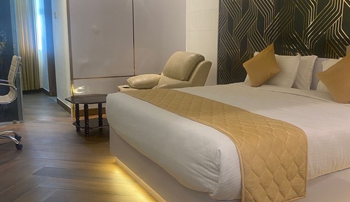 Deluxe Double or Twin Room, City View