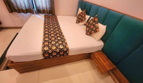 Family Single Room, Balcony, City View 302