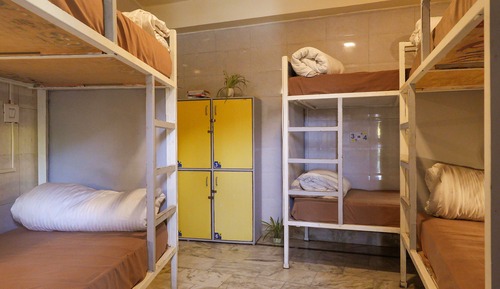 6 Bed Mixed Dorm