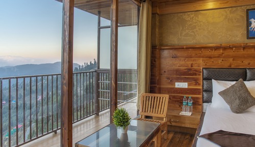 Panoramic Room