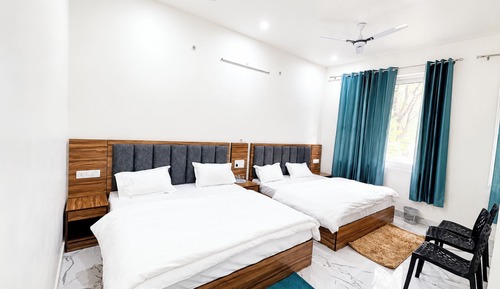 Deluxe Quadruple Room