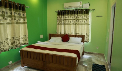 Deluxe Double Room, Garden View