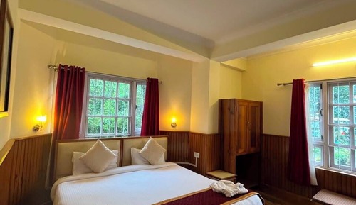 Mountain View Without Balcony Room