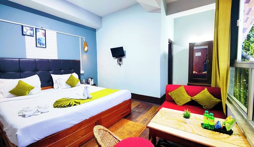 Deluxe Double Room, Valley View