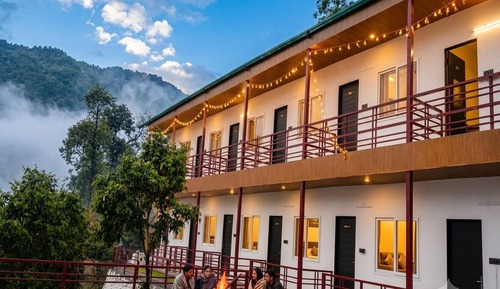 Deluxe Double Room, Balcony, Mountain View