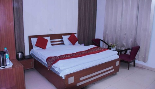 Deluxe Double Room, City View