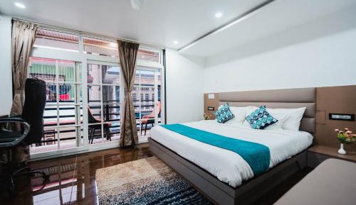King Room with Balcony