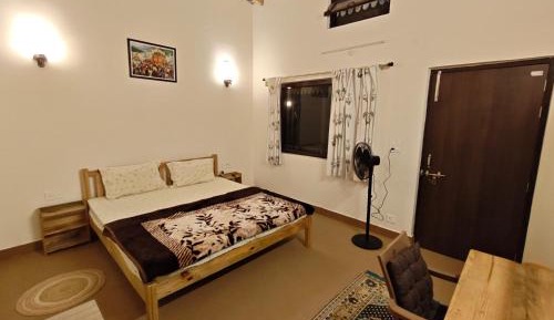 Double Room with Mountain View